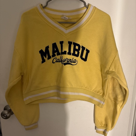 Divided Sweaters - Yellow Malibu California Sweatshirt & SweatPants